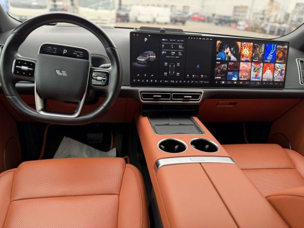 Li Auto (Lixiang) L9 I с пробегом 2023 года, цена 6 500 000 рублей, 62516 км, внедорожник, Автокод Объявления