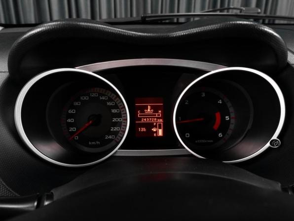 Mitsubishi Outlander II с пробегом 2007 года, цена 740 000 рублей, 243728 км, внедорожник, Автокод Объявления
