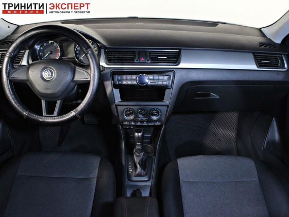 Skoda Rapid I с пробегом 2017 года, цена 1 167 000 рублей, 210792 км, лифтбек, Автокод Объявления