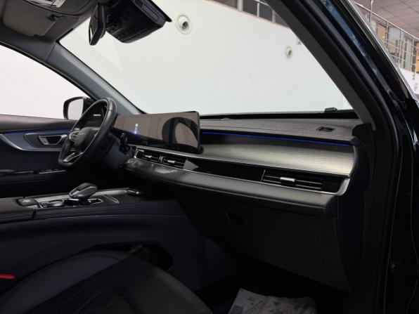 Chery Tiggo 8 Pro Max I Рестайлинг с пробегом 2024 года, цена 2 300 000 рублей, 35000 км, внедорожник, Автокод Объявления