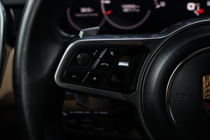Porsche Cayenne III с пробегом 2019 года, цена 5 650 000 рублей, 102933 км, внедорожник, Автокод Объявления
