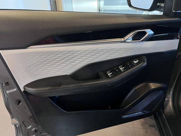 Geely Coolray I Рестайлинг с пробегом 2023 года, цена 2 295 000 рублей, 77812 км, внедорожник, Автокод Объявления