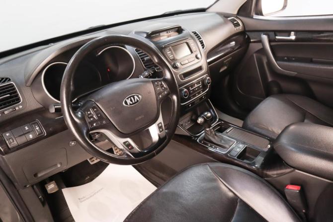 Kia Sorento II Рестайлинг с пробегом 2012 года, цена 1 649 000 рублей, 199068 км, внедорожник, Автокод Объявления