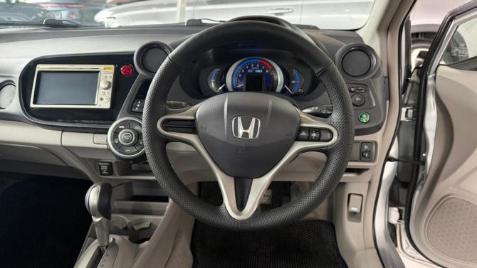 Honda Insight II с пробегом 2009 года, цена 815 000 рублей, 132000 км, хэтчбек, Автокод Объявления