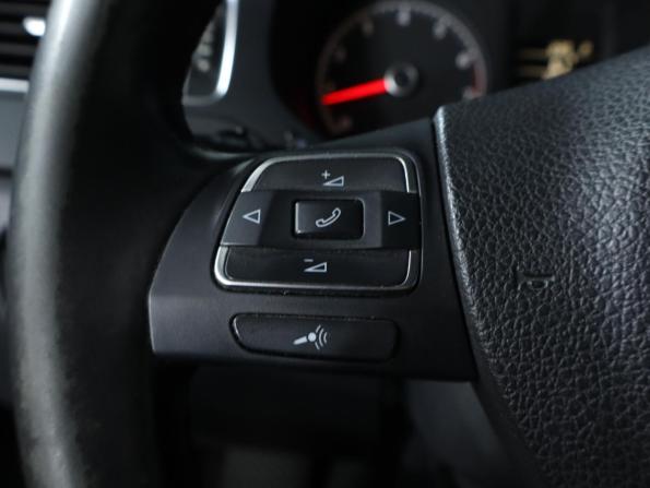 Volkswagen Jetta VI с пробегом 2011 года, цена 749 000 рублей, 226218 км, седан, Автокод Объявления