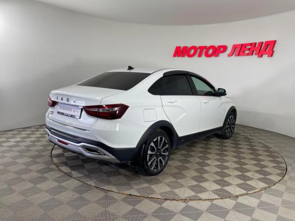 Lada (ВАЗ) Vesta I Рестайлинг (NG) с пробегом 2023 года, цена 1 369 000 рублей, 47939 км, седан, Автокод Объявления