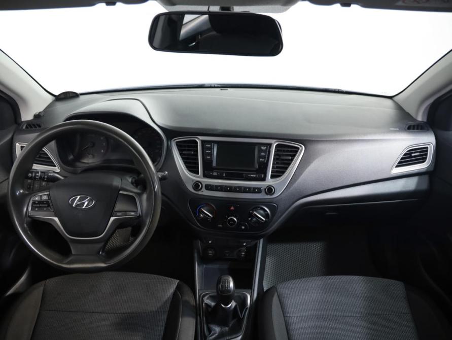 Hyundai Solaris II Санкт-Петербург  - изображение 10