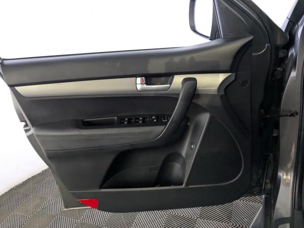 Kia Sorento II Рестайлинг с пробегом 2013 года, цена 1 625 000 рублей, 126097 км, внедорожник, Автокод Объявления