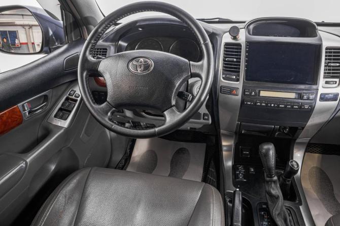 Toyota Land Cruiser Prado 120 Series Рестайлинг с пробегом 2007 года, цена 2 249 000 рублей, 320000 км, внедорожник, Автокод Объявления
