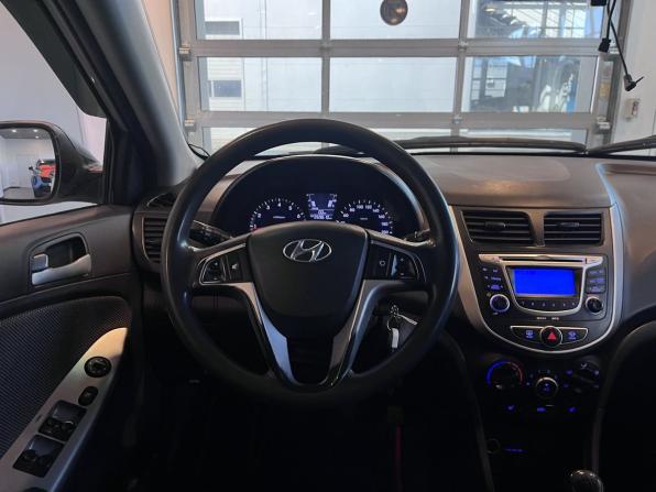 Hyundai Solaris I с пробегом 2011 года, цена 545 000 рублей, 269609 км, хэтчбек, Автокод Объявления