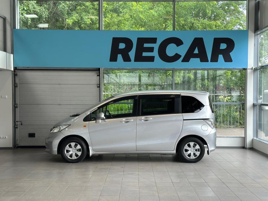 Honda Freed I Рестайлинг Санкт-Петербург  - изображение 2