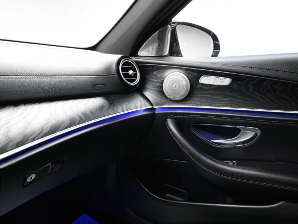 Mercedes-Benz E-Класс V (W213 S213 C238) с пробегом 2018 года, цена 2 600 000 рублей, 187842 км, седан, Автокод Объявления