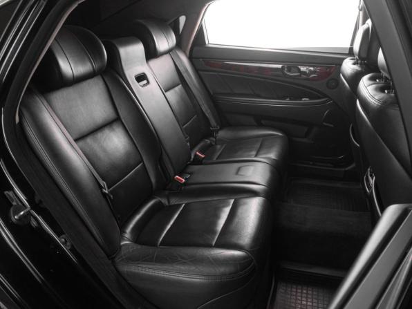 Hyundai Equus II Рестайлинг с пробегом 2013 года, цена 1 769 000 рублей, 205612 км, седан, Автокод Объявления