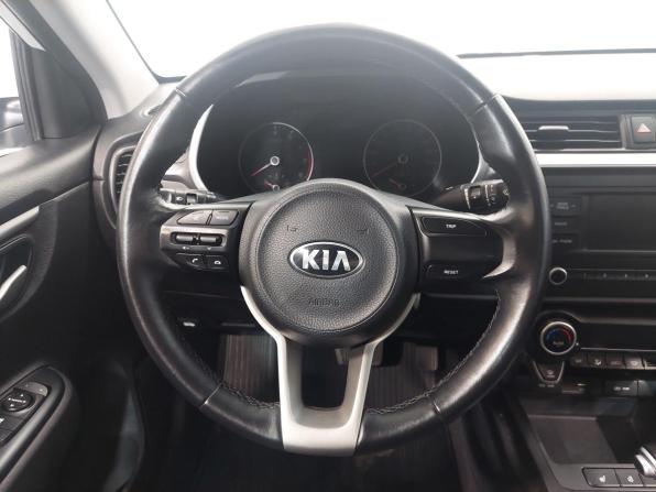 Kia Rio IV Рестайлинг с пробегом 2020 года, цена 1 570 000 рублей, 68483 км, седан, Автокод Объявления
