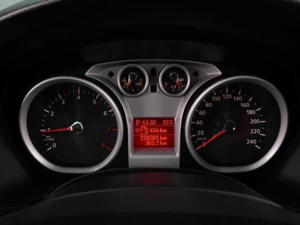 Ford Focus II Рестайлинг с пробегом 2011 года, цена 699 000 рублей, 220301 км, седан, Автокод Объявления