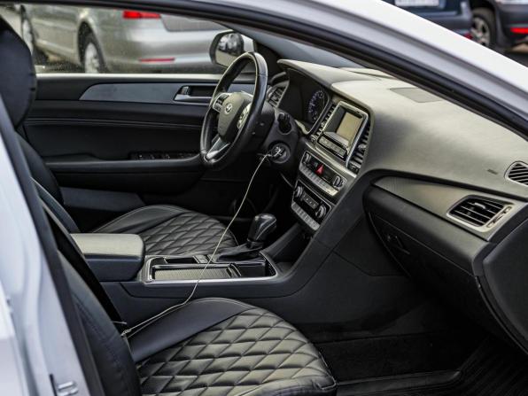Hyundai Sonata VII (LF) Рестайлинг с пробегом 2019 года, цена 1 487 000 рублей, 179960 км, седан, Автокод Объявления