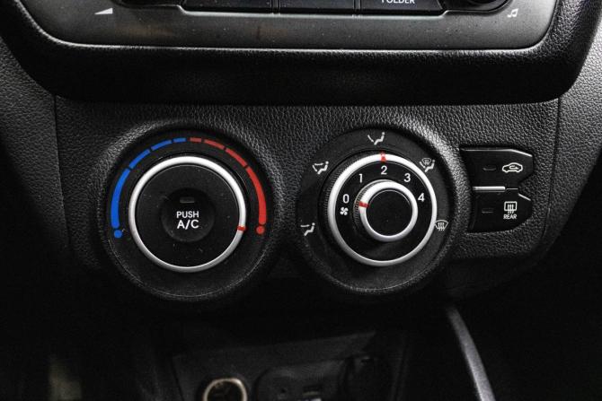 Kia Rio III с пробегом 2012 года, цена 659 000 рублей, 206562 км, хэтчбек, Автокод Объявления
