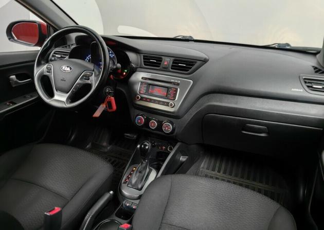 Kia Rio III Рестайлинг с пробегом 2016 года, цена 1 035 000 рублей, 98000 км, хэтчбек, Автокод Объявления