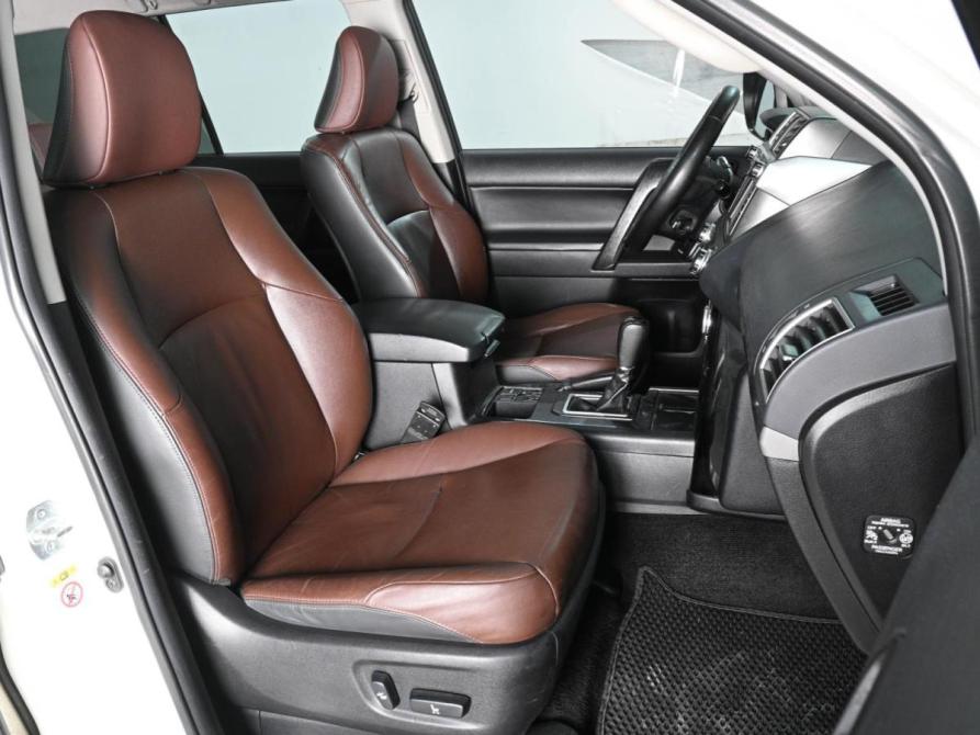 Toyota Land Cruiser Prado 150 Series Рестайлинг 1 Ростов-на-Дону  - изображение 8
