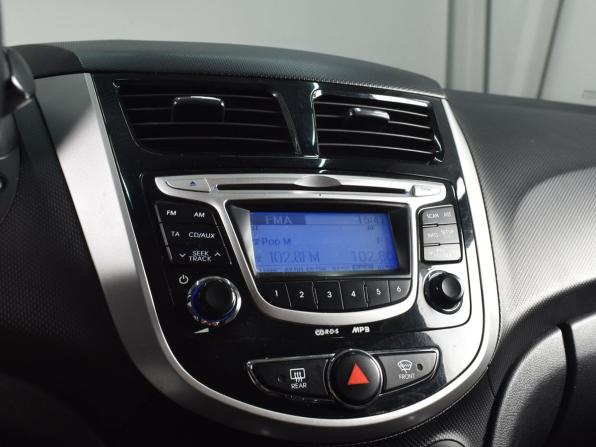 Hyundai Solaris I с пробегом 2011 года, цена 715 995 рублей, 181962 км, хэтчбек, Автокод Объявления