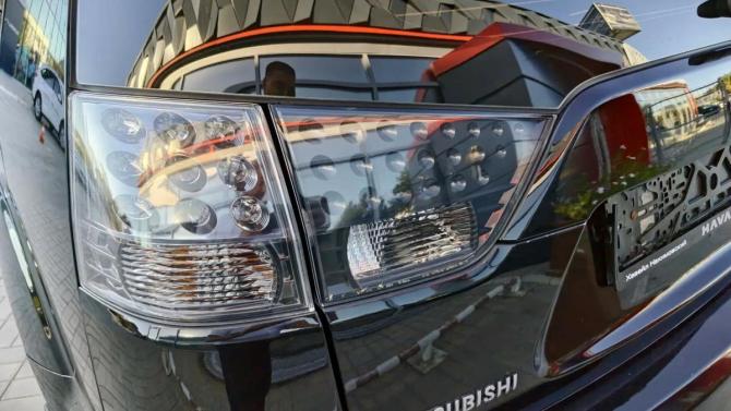 Mitsubishi Outlander II Рестайлинг с пробегом 2011 года, цена 949 900 рублей, 249242 км, внедорожник, Автокод Объявления