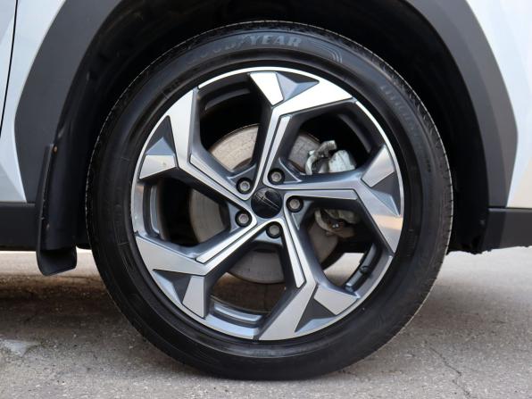 Geely Atlas II с пробегом 2024 года, цена 2 800 000 рублей, 45184 км, внедорожник, Автокод Объявления
