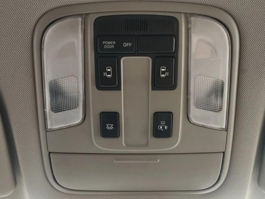 Kia Carnival III Екатеринбург  - изображение 32