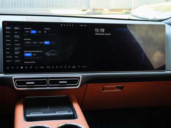 Li Auto (Lixiang) L9 I с пробегом 2023 года, цена 6 590 000 рублей, 22000 км, внедорожник, Автокод Объявления