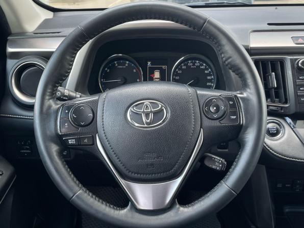Toyota RAV4 IV (XA40) Рестайлинг с пробегом 2019 года, цена 2 760 000 рублей, 92000 км, внедорожник, Автокод Объявления