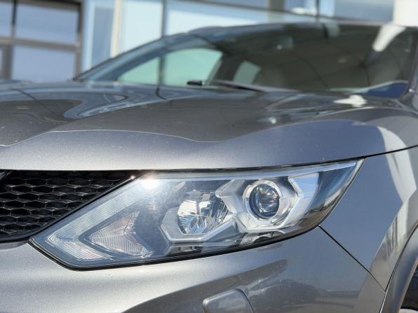 Nissan Qashqai II с пробегом 2017 года, цена 1 980 000 рублей, 39046 км, внедорожник, Автокод Объявления