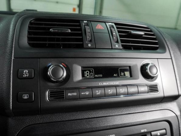 Skoda Fabia II Рестайлинг с пробегом 2012 года, цена 874 000 рублей, 110532 км, хэтчбек, Автокод Объявления