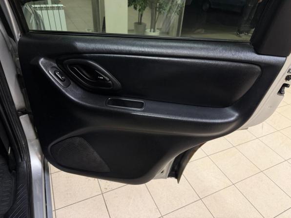 Ford Maverick III с пробегом 2005 года, цена 710 000 рублей, 246000 км, внедорожник, Автокод Объявления