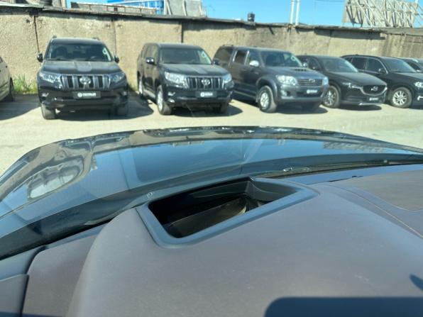 Land Rover Range Rover IV Рестайлинг с пробегом 2018 года, цена 5 700 000 рублей, 132859 км, внедорожник, Автокод Объявления