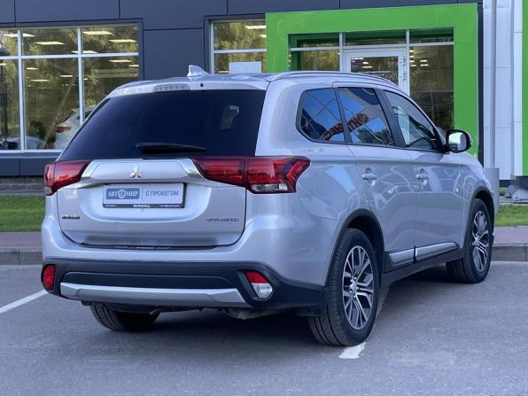 Mitsubishi Outlander III Рестайлинг 2 с пробегом 2017 года, цена 1 799 000 рублей, 153695 км, внедорожник, Автокод Объявления