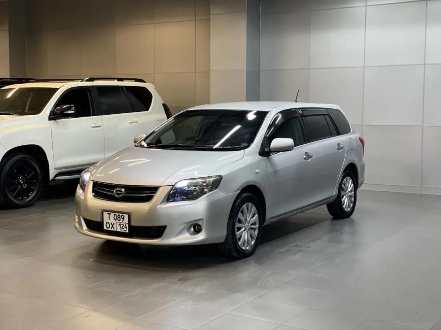 Toyota Corolla X (E140 E150) Рестайлинг Красноярск  - изображение 1