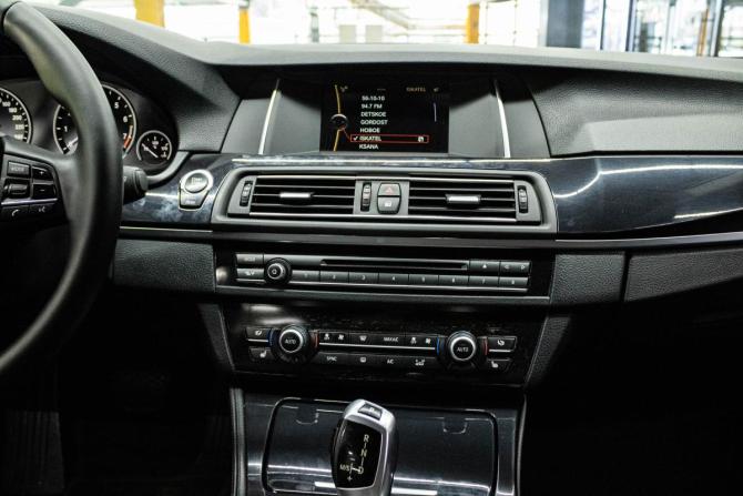 BMW 5 серии VI (F10/F11/F07) Рестайлинг с пробегом 2014 года, цена 2 000 000 рублей, 223526 км, седан, Автокод Объявления