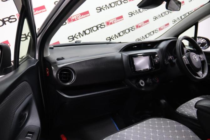 Toyota Vitz III (XP130) Рестайлинг 2 с пробегом 2018 года, цена 1 105 050 рублей, 141993 км, хэтчбек, Автокод Объявления