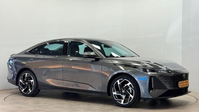 Changan Lamore с пробегом 2023 года, цена 1 990 000 рублей, 8952 км, седан, Автокод Объявления