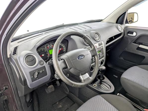 Ford Fusion I Рестайлинг с пробегом 2011 года, цена 750 000 рублей, 119496 км, хэтчбек, Автокод Объявления