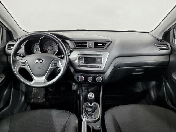Kia Rio III Рестайлинг с пробегом 2016 года, цена 940 000 рублей, 165944 км, седан, Автокод Объявления