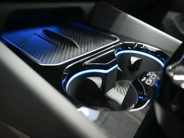 BMW 5 серии VIII (G60/G61/G68) с пробегом 2024 года, цена 7 349 900 рублей, 16911 км, седан, Автокод Объявления