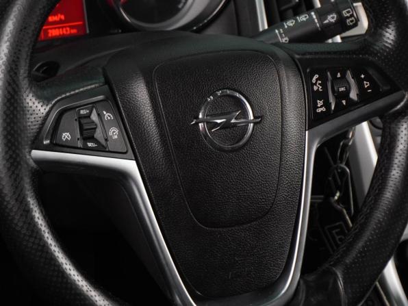 Opel Astra J Рестайлинг с пробегом 2014 года, цена 849 000 рублей, 208443 км, хэтчбек, Автокод Объявления