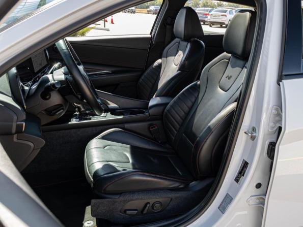 Hyundai Avante VII с пробегом 2021 года, цена 2 795 000 рублей, 80990 км, седан, Автокод Объявления