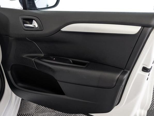 Citroen C4 II Рестайлинг с пробегом 2018 года, цена 1 100 000 рублей, 162919 км, седан, Автокод Объявления