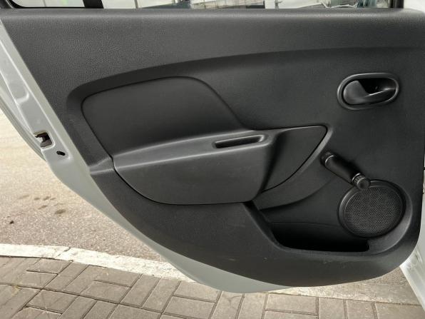 Renault Logan II с пробегом 2016 года, цена 460 999 рублей, 311202 км, седан, Автокод Объявления