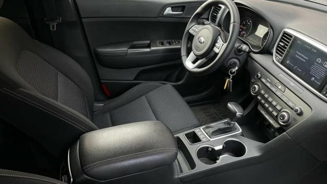 Kia Sportage IV Рестайлинг с пробегом 2020 года, цена 2 560 000 рублей, 52573 км, внедорожник, Автокод Объявления