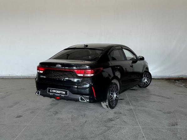 Kia Rio IV Рестайлинг с пробегом 2021 года, цена 1 700 000 рублей, 62560 км, седан, Автокод Объявления