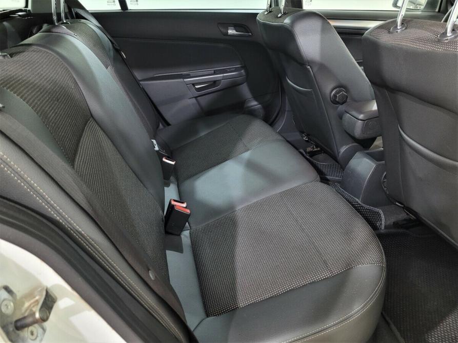 Opel Astra H Рестайлинг Москва  - изображение 12