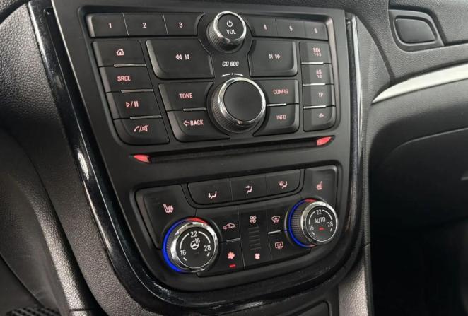 Opel Mokka I с пробегом 2014 года, цена 1 245 000 рублей, 80881 км, внедорожник, Автокод Объявления
