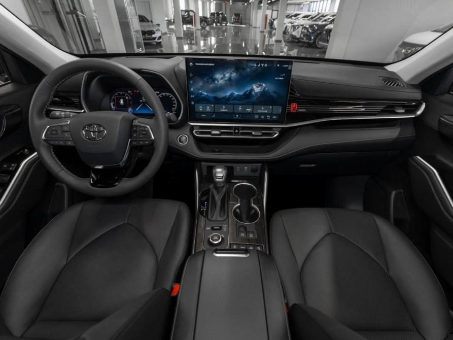 Toyota Highlander IV (XU70) Москва  - изображение 8